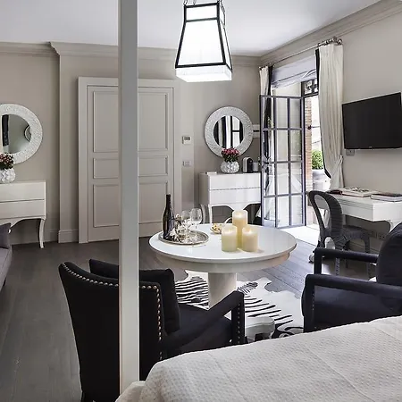 Pepoli9 Design Suites Rome